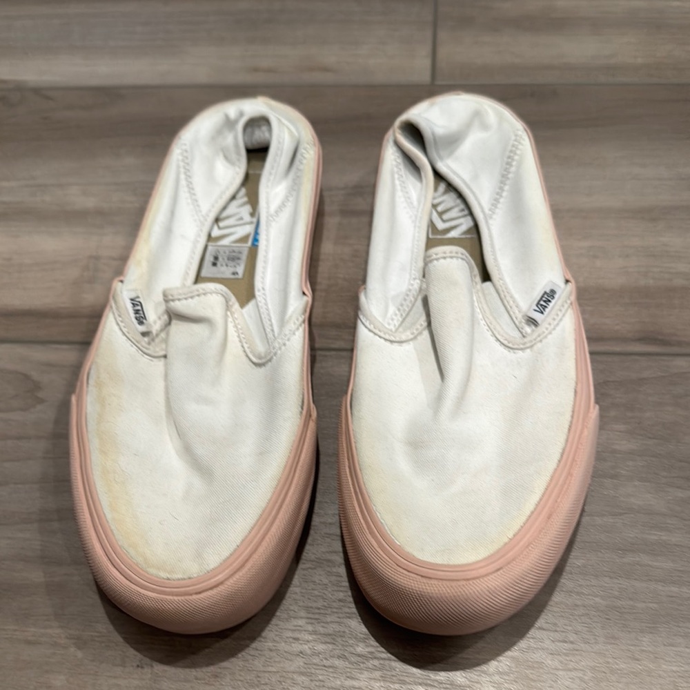 Vans White and Pink Slip-On Sneakers. 8.5W